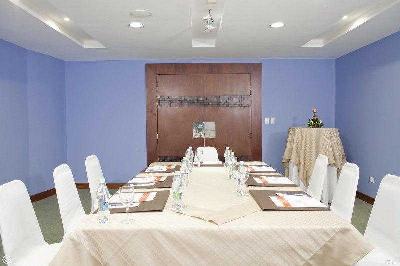 Sonesta Hotel Лоха Екстериор снимка