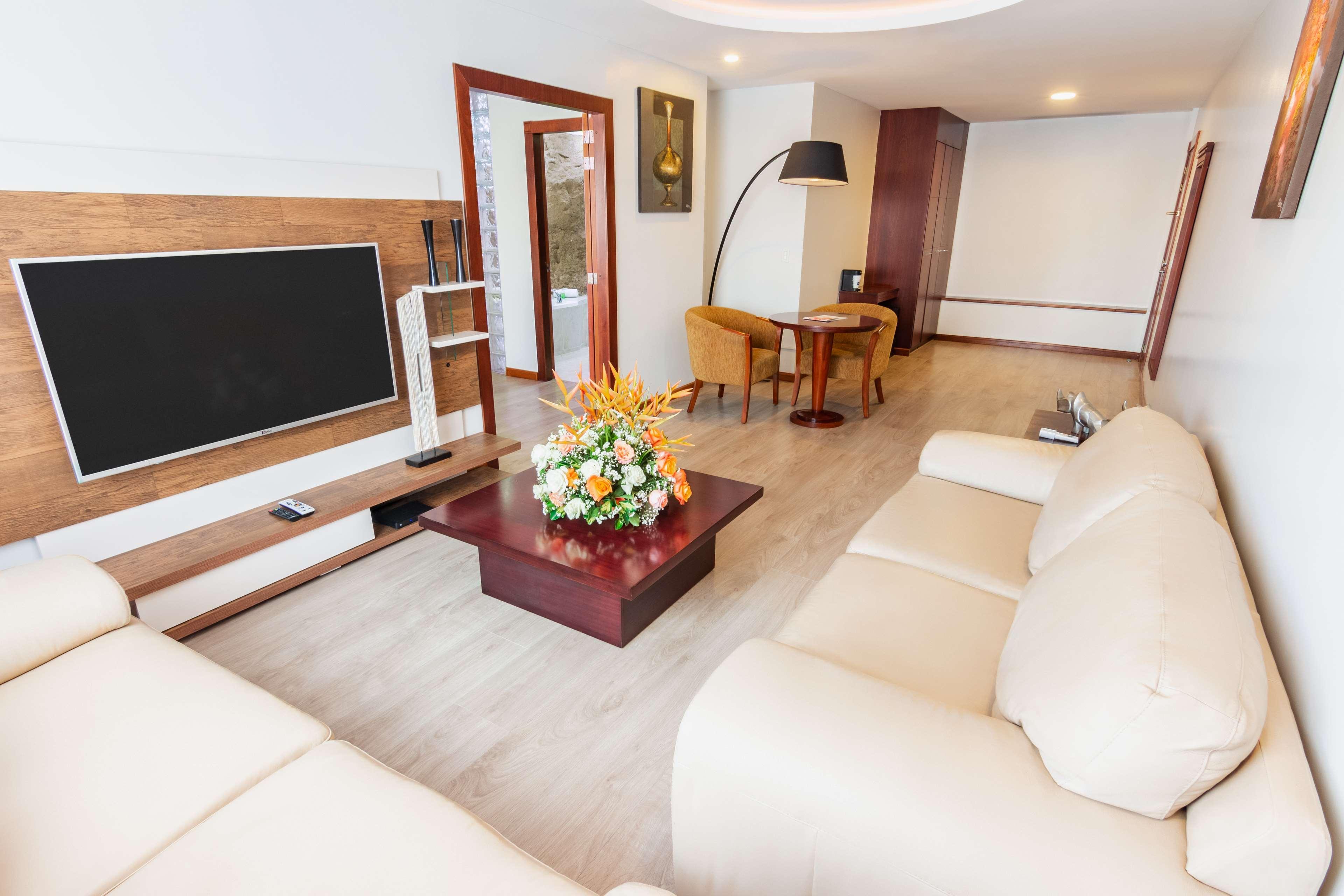 Sonesta Hotel Лоха Екстериор снимка