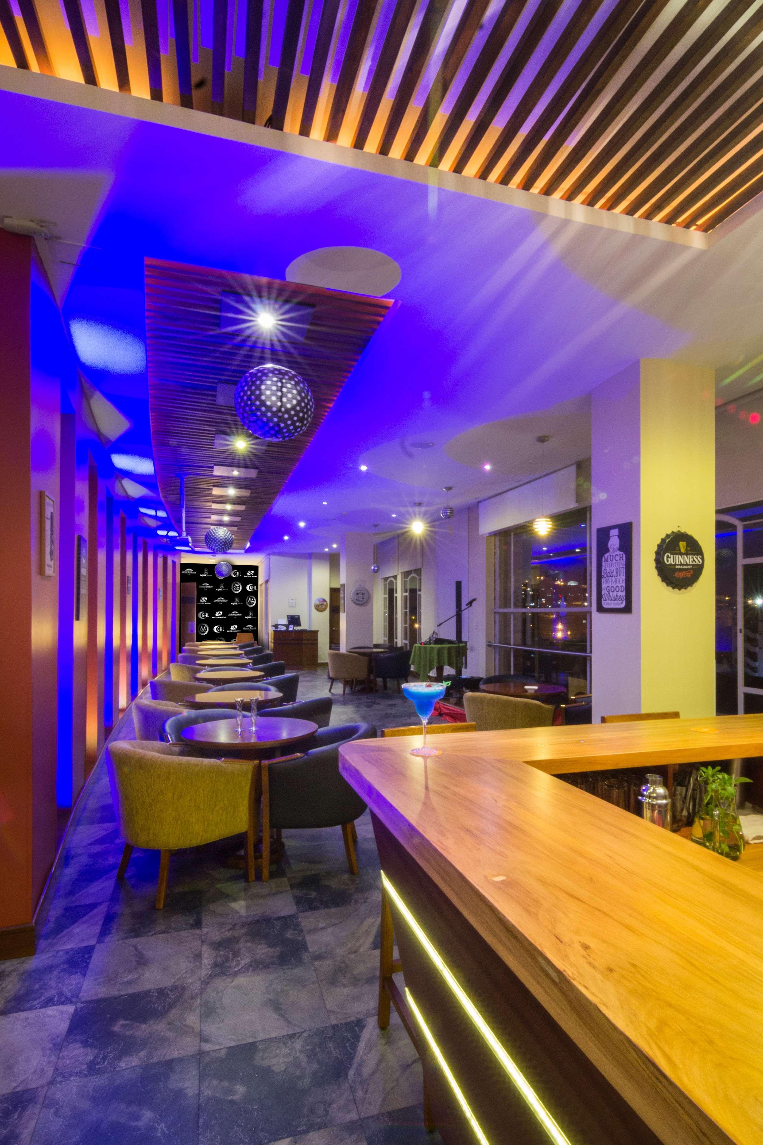 Sonesta Hotel Лоха Екстериор снимка