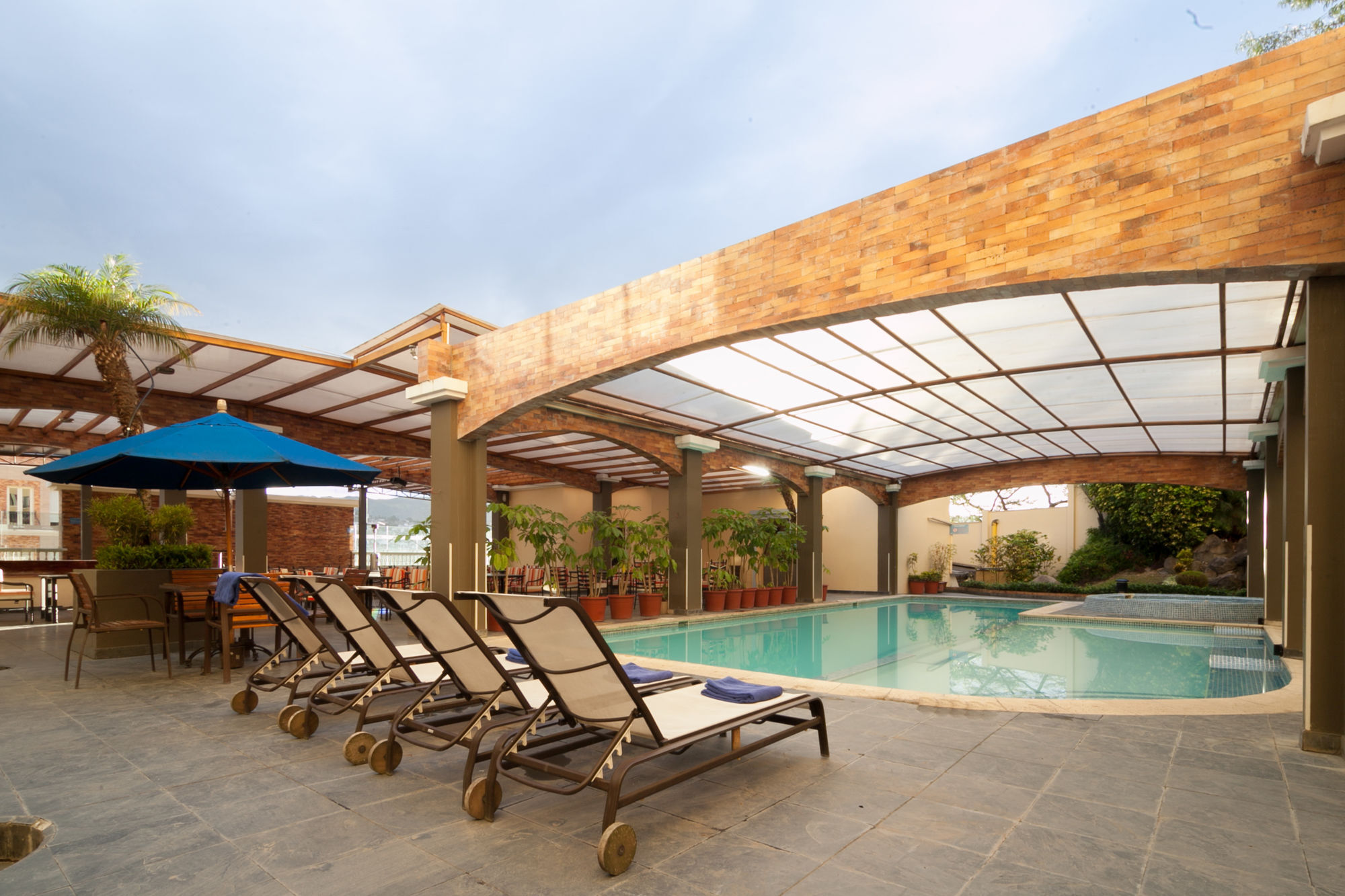 Sonesta Hotel Лоха Екстериор снимка