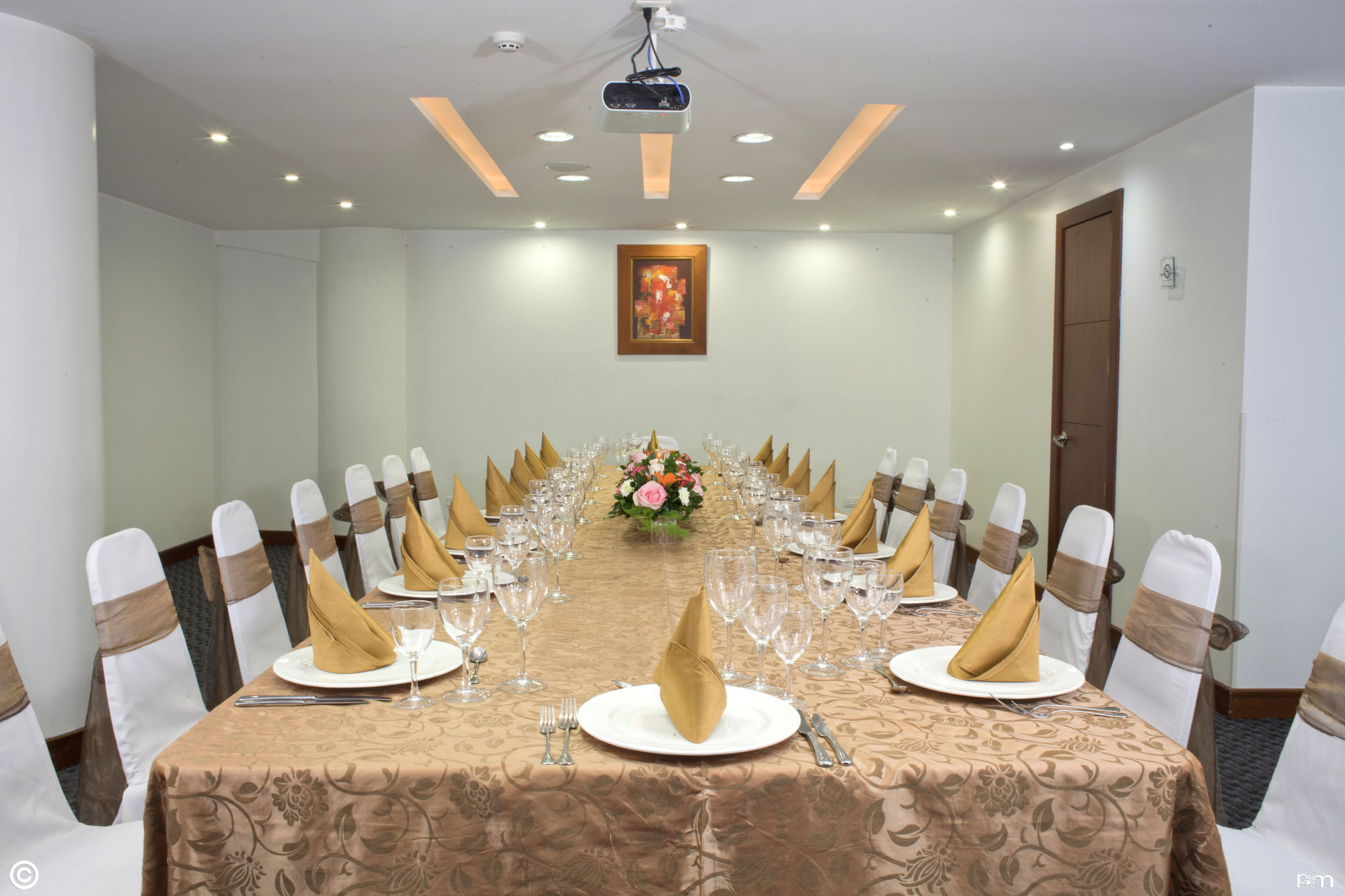 Sonesta Hotel Лоха Екстериор снимка