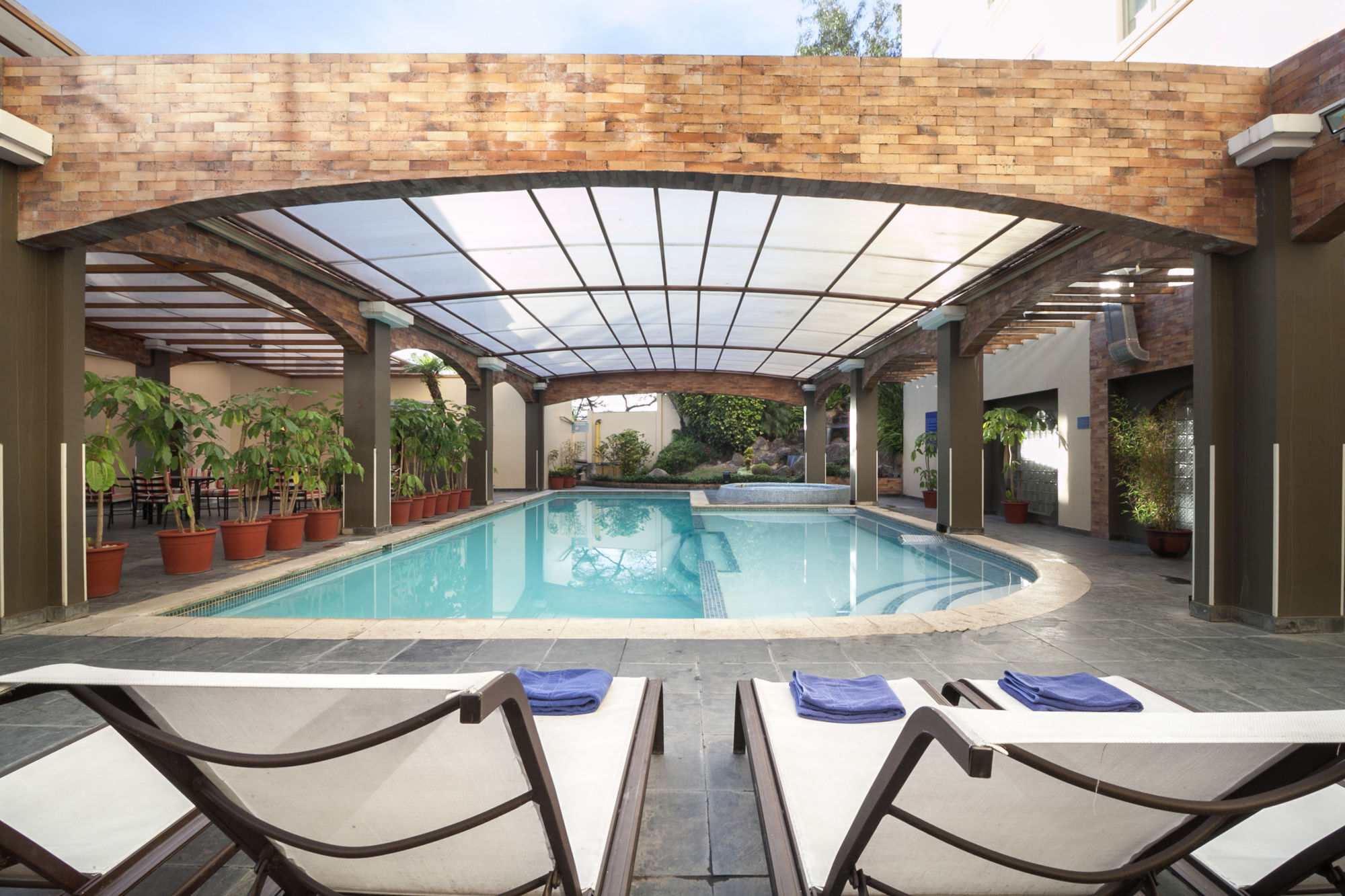 Sonesta Hotel Лоха Екстериор снимка
